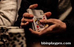 BBIN真人深度解析：CSGO竞猜与德州扑克的波动掌控之道